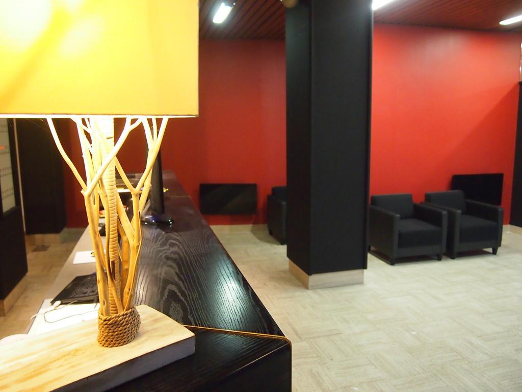 Comfort Hotel Rosporden Concarneau Bagian luar foto