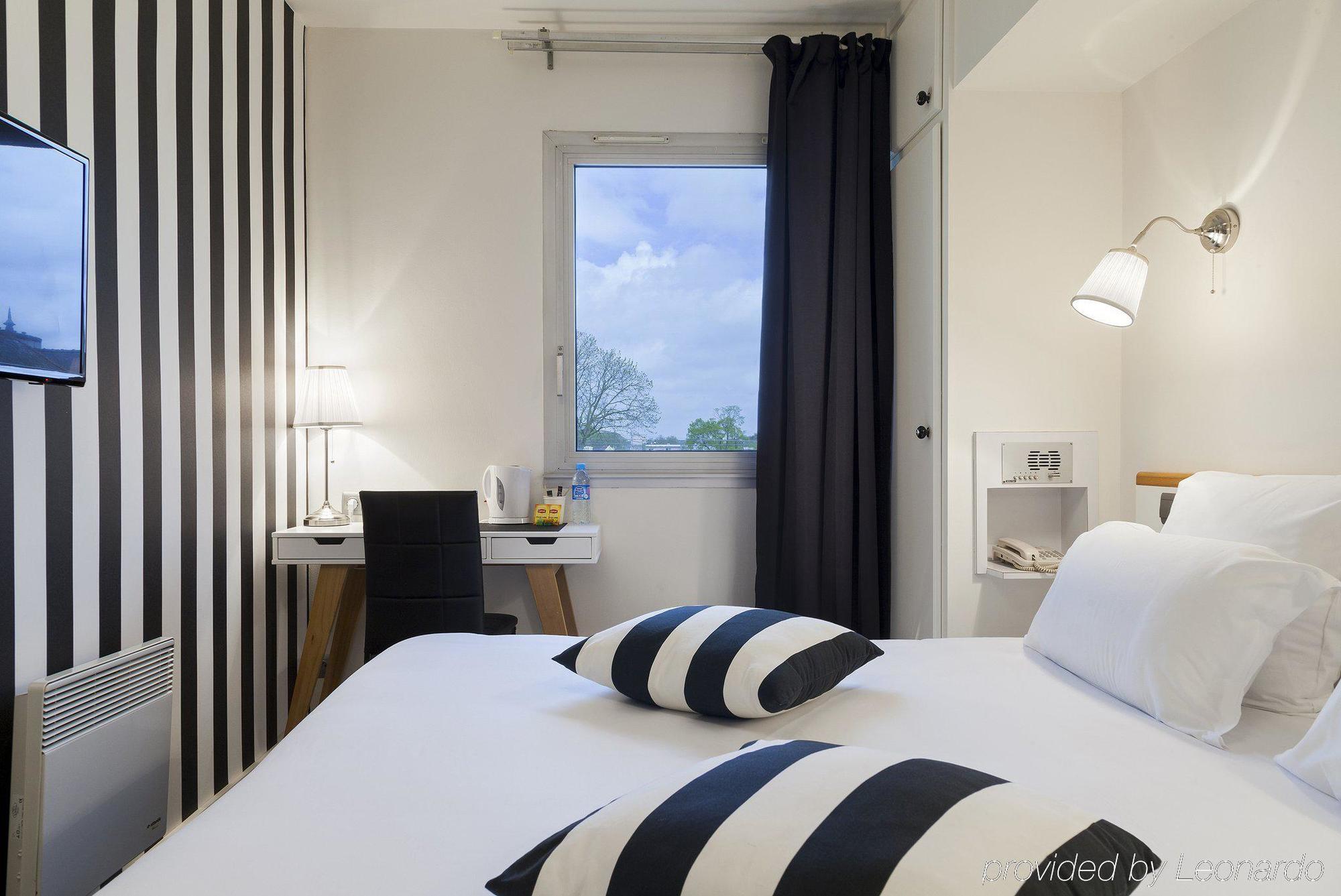 Comfort Hotel Rosporden Concarneau Bagian luar foto